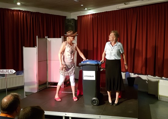 Impressie van 'Go Vote!' en 'Spreekwoorden en zegswijzen' Impressie van 'Go Vote!' en 'Spreekwoorden en zegswijzen'
