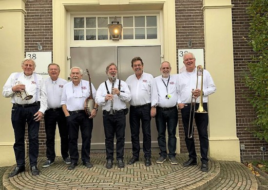 Meent Cultureel is verheugd om weer met de voorstellingen te kunnen beginnen Meent Cultureel is verheugd om weer met de voorstellingen te kunnen beginnen